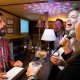 karaokebar op locatie huren doe je bij de Feestcaravan